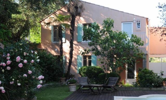 La Petite Maison Villeneuve-lès-Avignon Εξωτερικό φωτογραφία